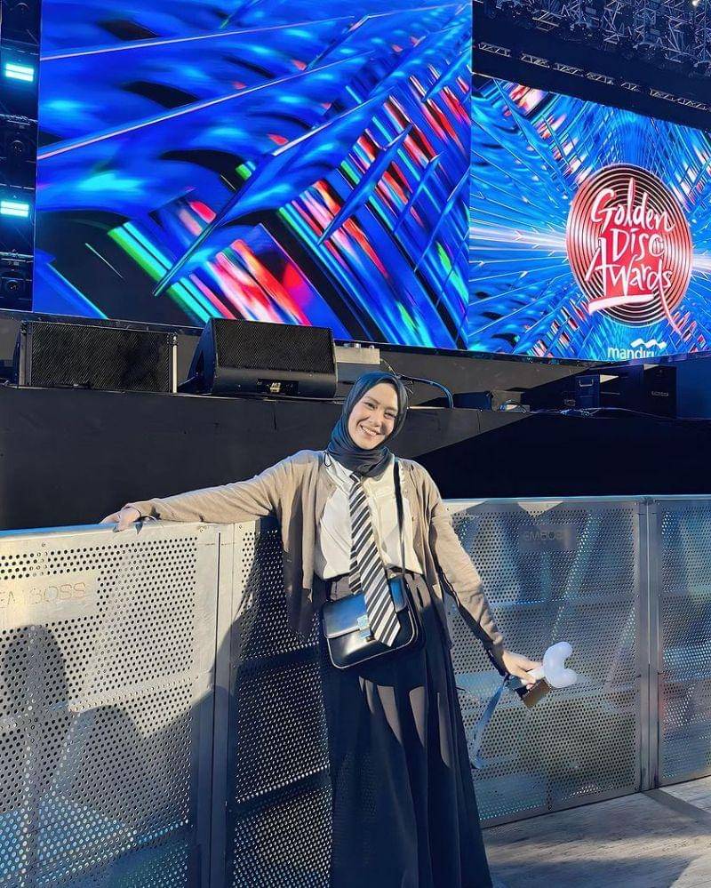 Instagram.com/shadirafirdausii